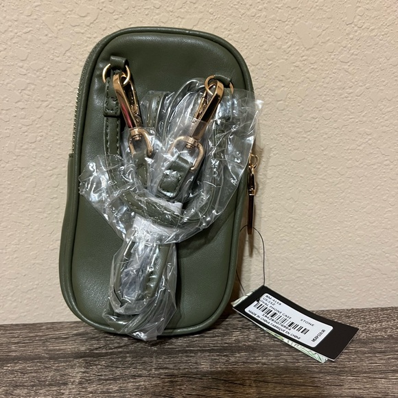 NEW Green Badgley Mischka Crossbody Bag - Picture 2 of 2